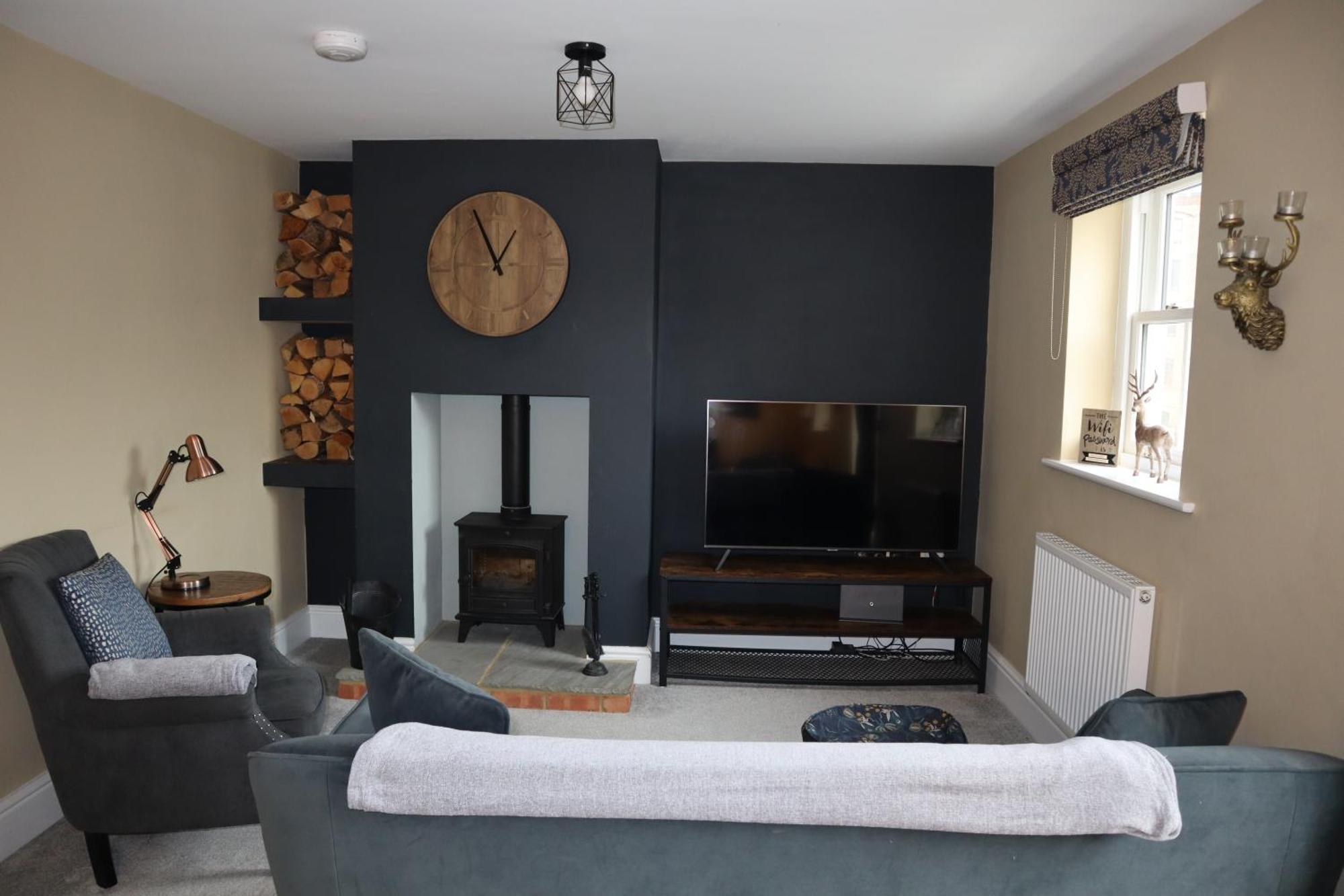 Canal View Cottage With Log Fire & Parking Blisworth Dış mekan fotoğraf